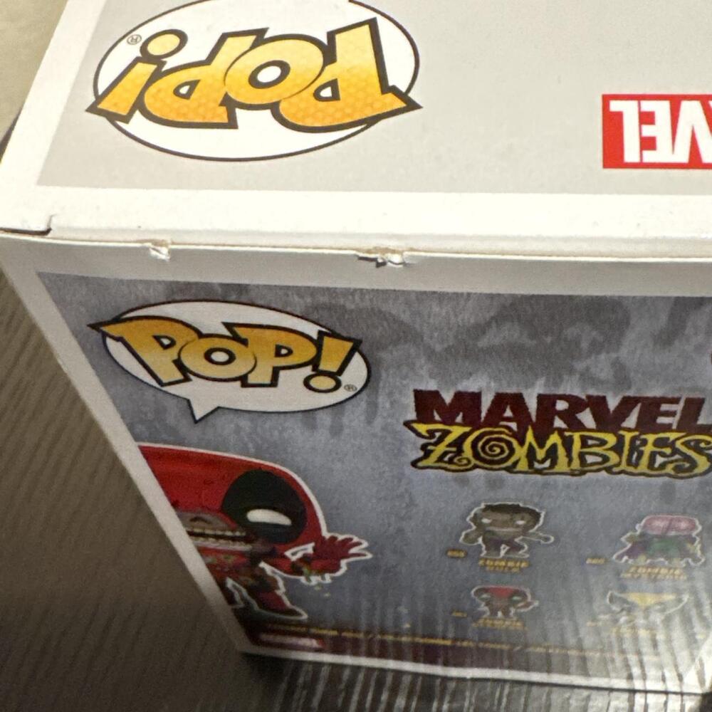 Marvel Zombies Funko Pop Deadpool #661 - Picture 3 of 3